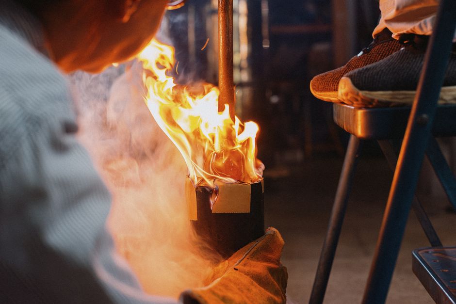 O perigo das embalagens recicladas: como testar a resistência ao calor antes de vender para evitar explosões